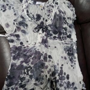 🎃2 for $20 Mix &Match🎃Calvin Klein Sheer White/Purple Watercolor Tie Front top